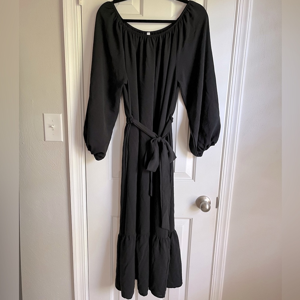 Off the shoulder maternity dress